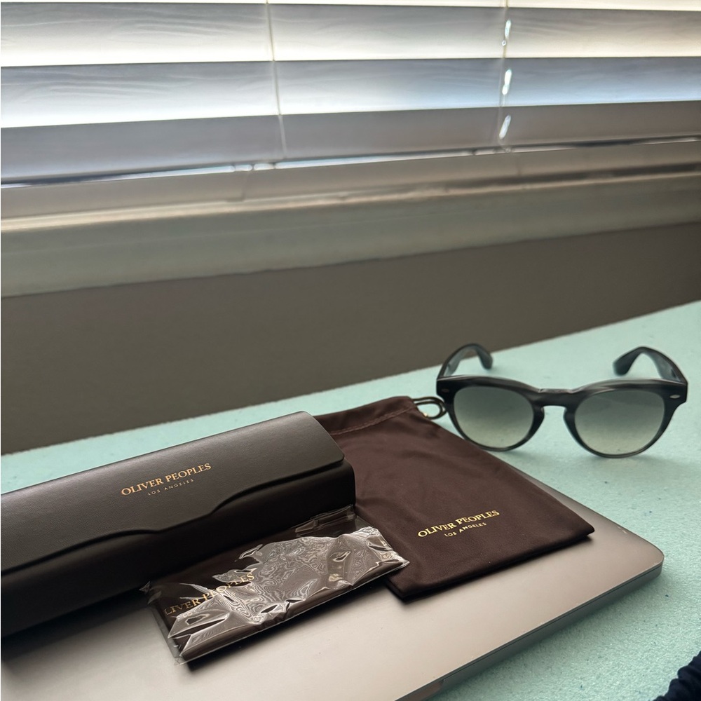 Oliver Peoples Nino Sunglasses Set